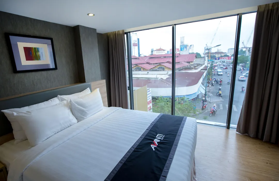 Avanti Hotel-1
