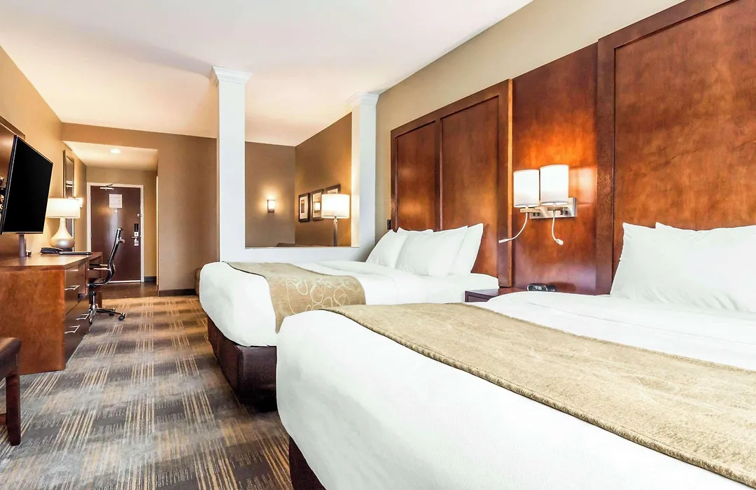 Comfort Suites University Brookings-1