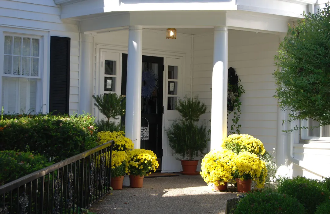 Wickwood Inn-1