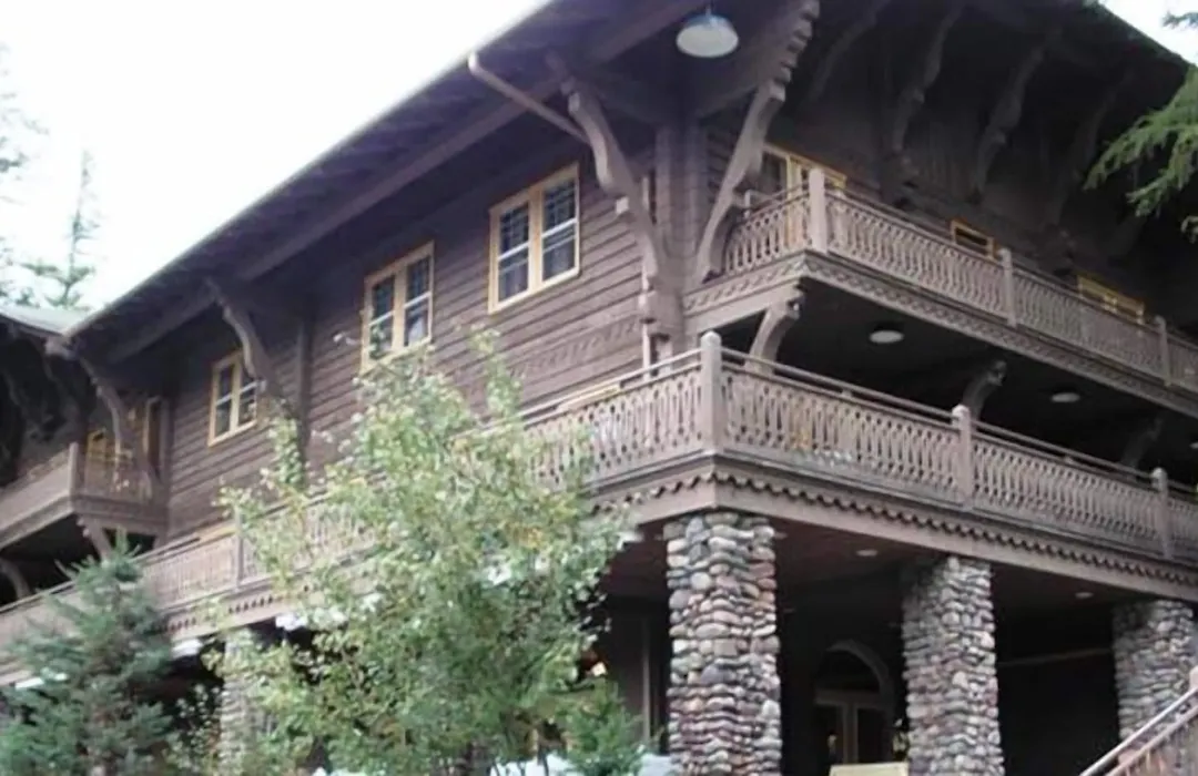 Belton Chalet-1