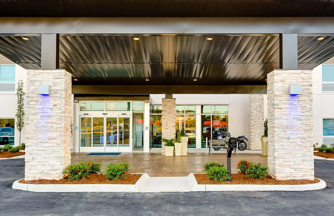 Holiday Inn Express & Suites Russellville By Ihg-1