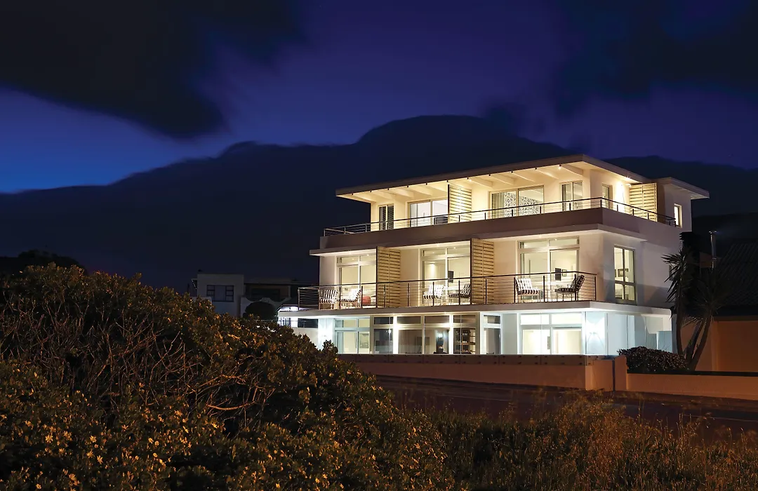 One Marine Drive Boutique Hotel & Spa By The Living Journey Collection-1
