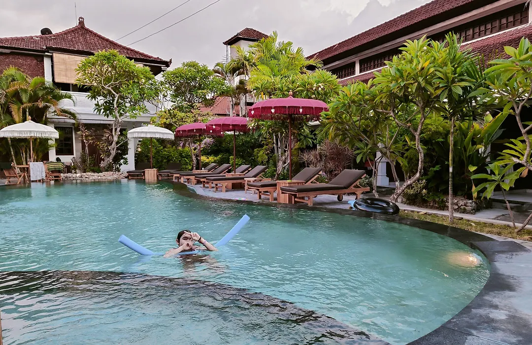 Berlian Inn Kuta Beach-1