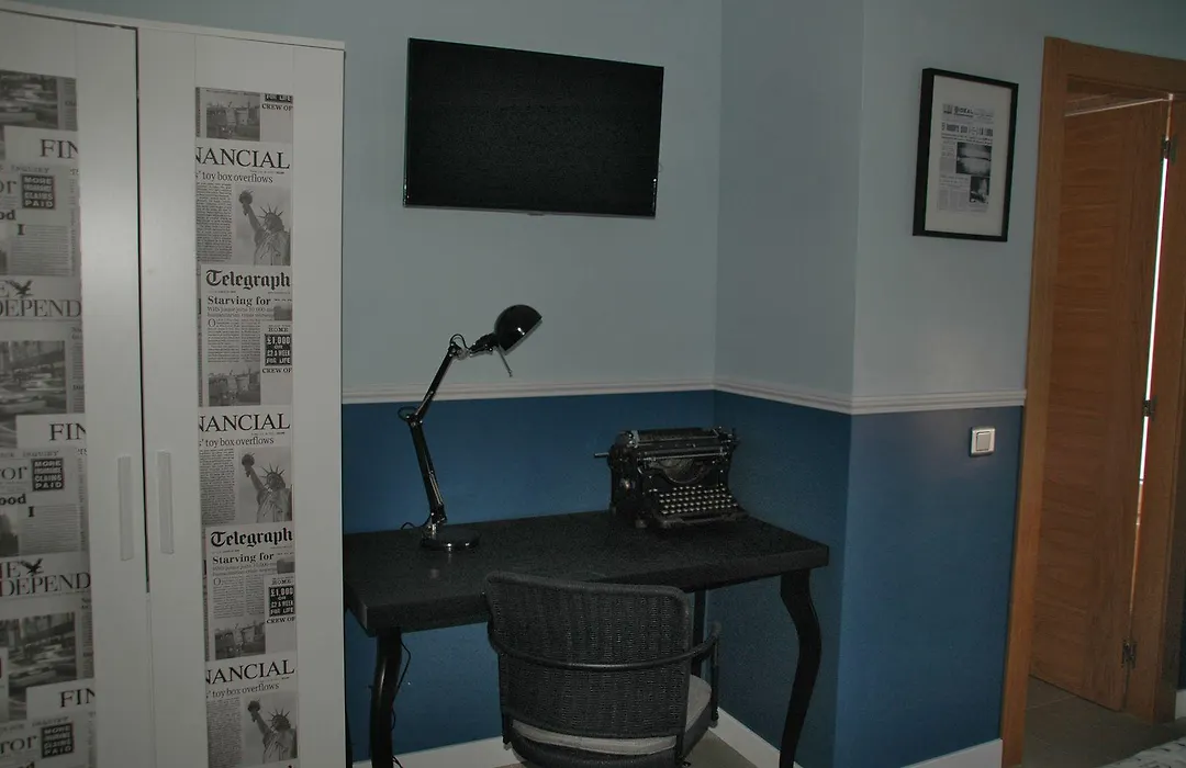 Hostal Vintage Santander-1