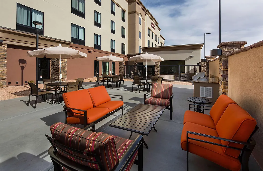 Hampton Inn & Suites Page - Lake Powell-1
