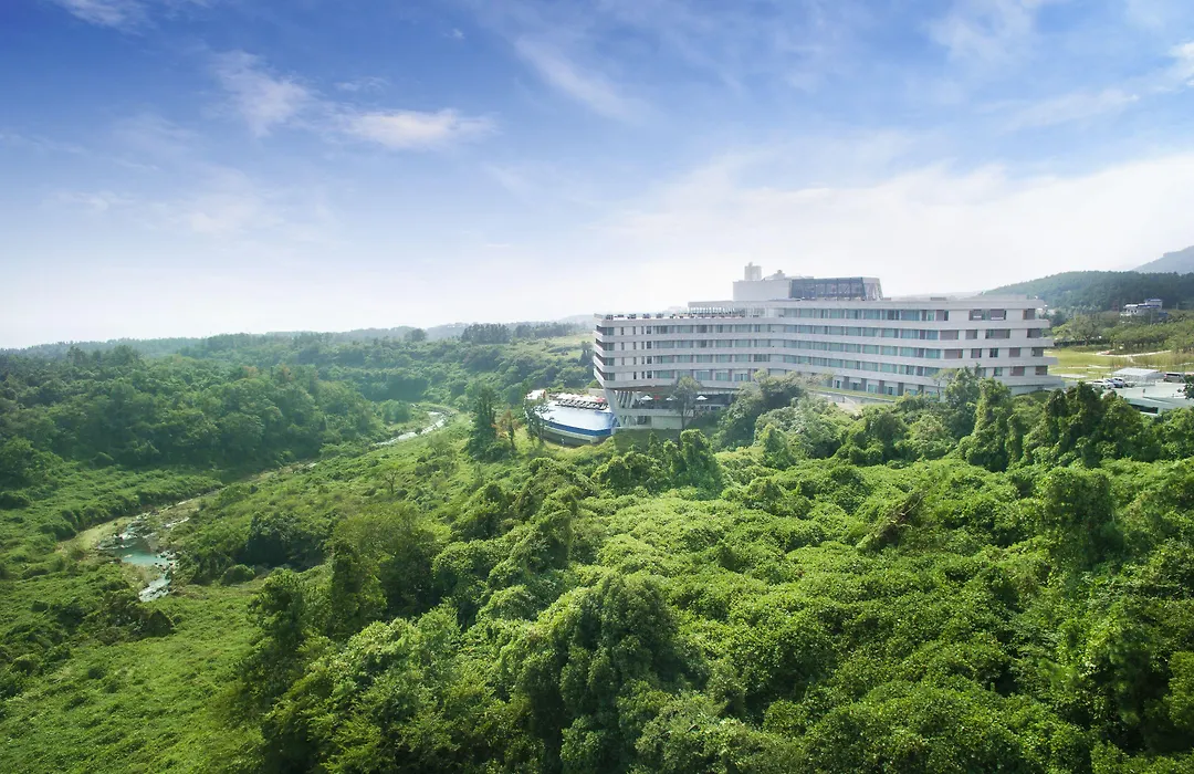 Hidden Cliff Hotel And Nature-1
