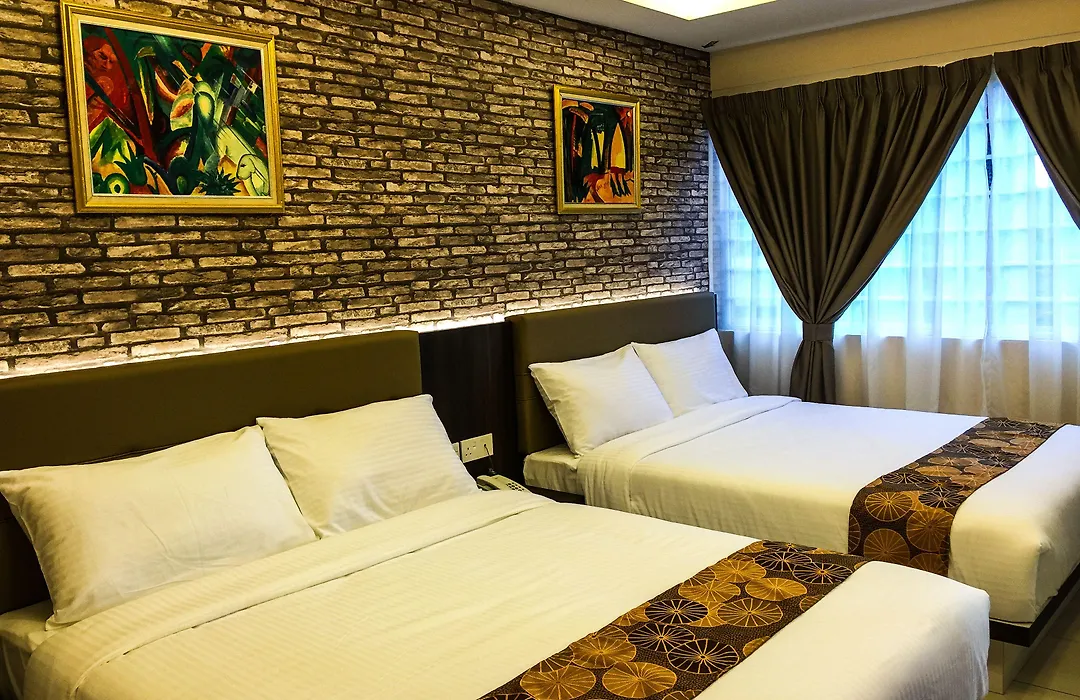 Louis Hotel-1