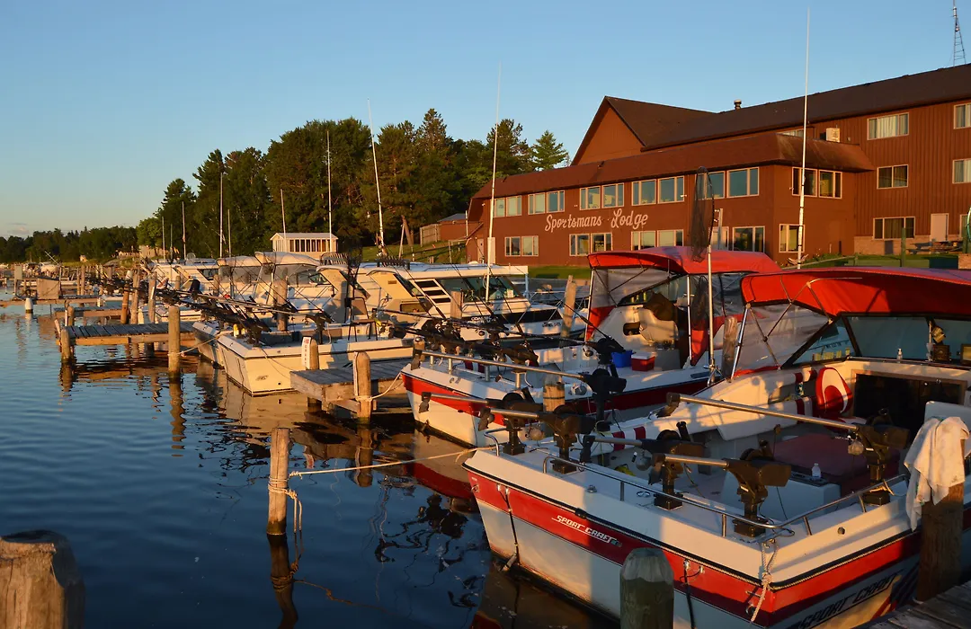Sportsman'S Lodge-1