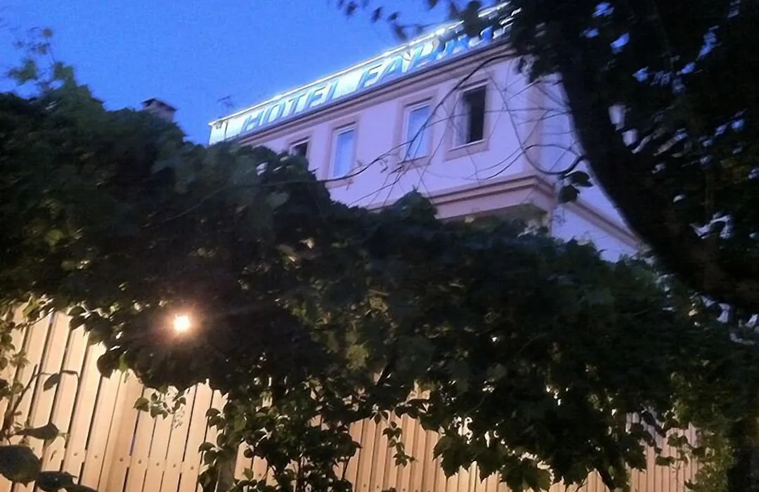 Bozcaada Fahri Hotel-1