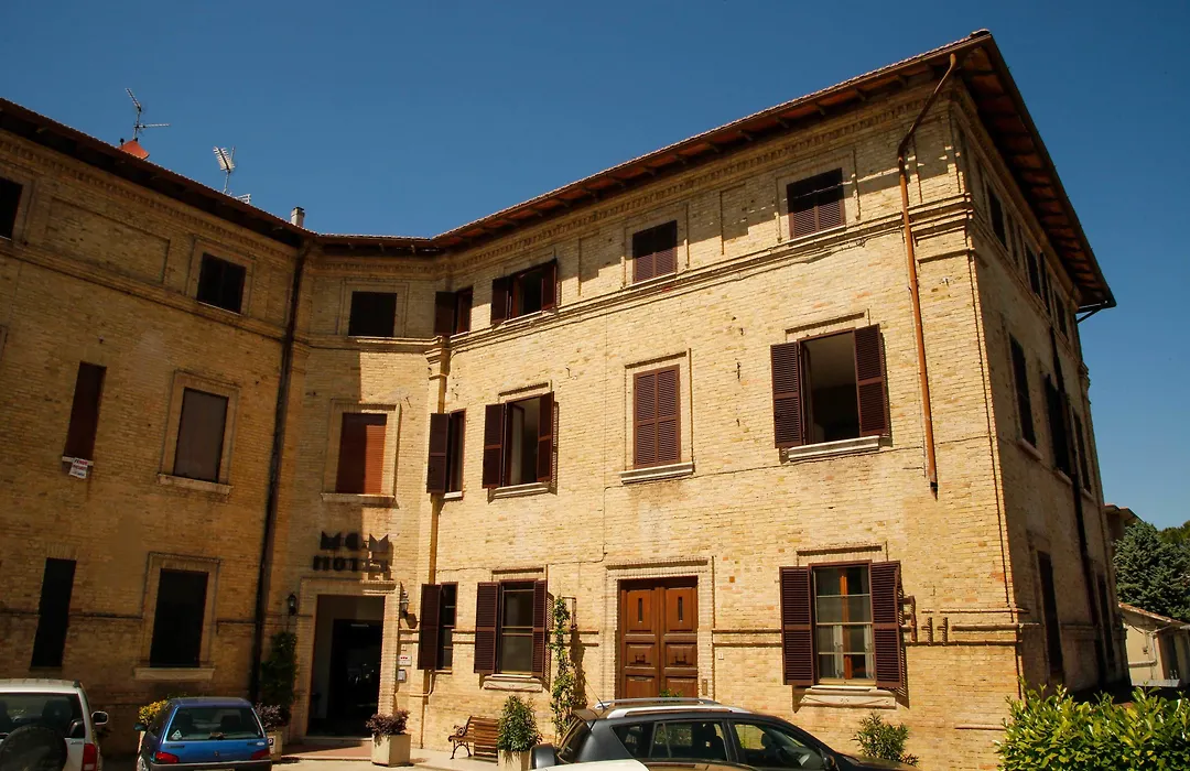 Hotel Mom Assisi-1
