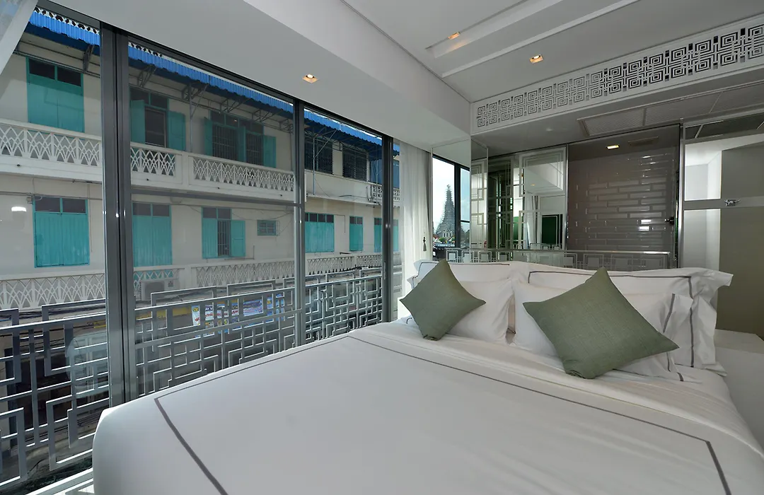 Riva Arun Bangkok-1