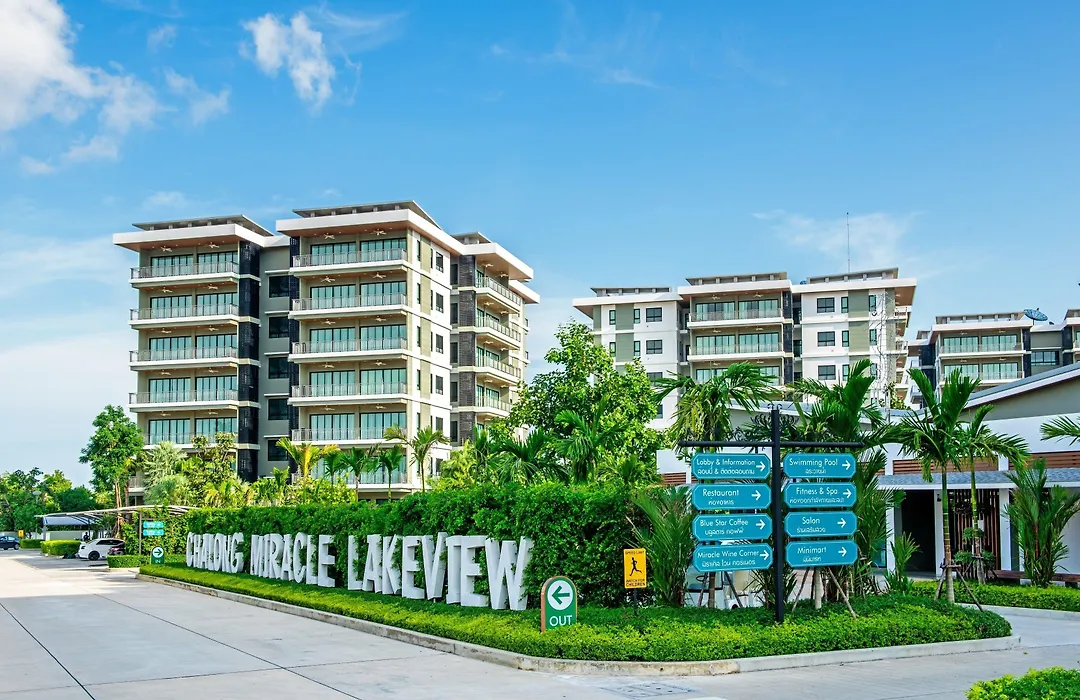 Chalong Miracle Lakeview-1