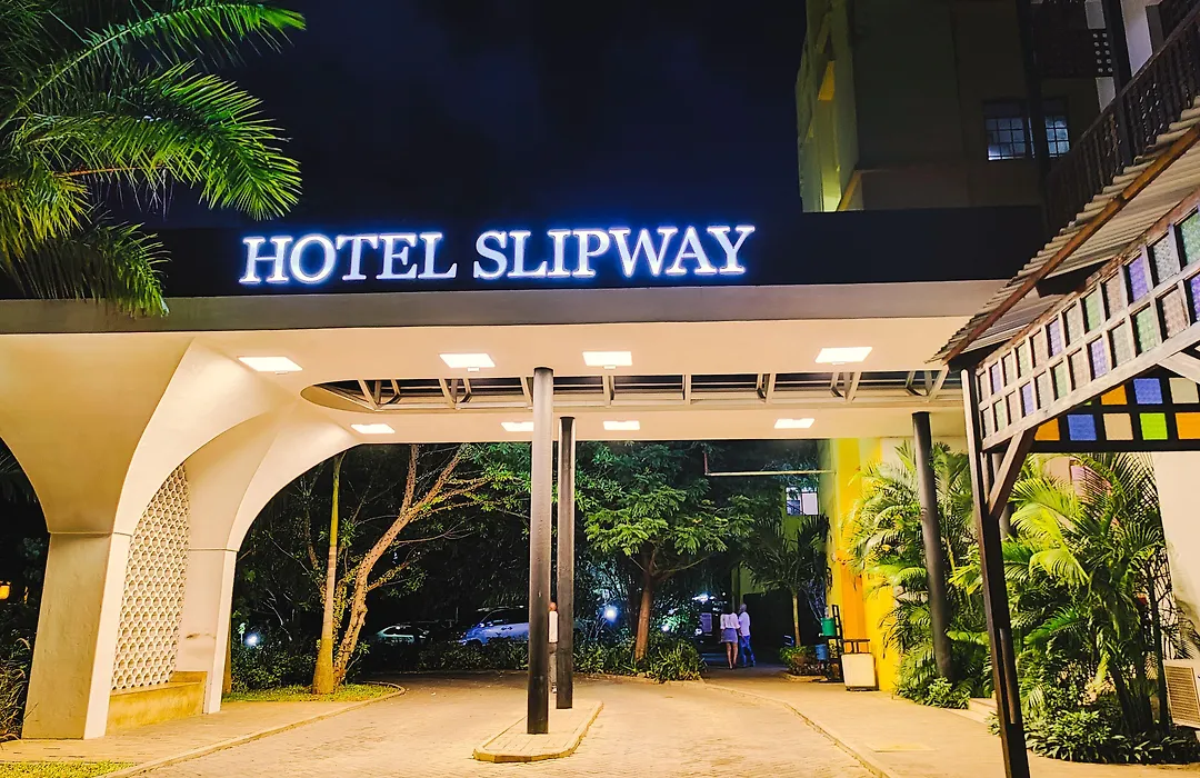 Hotel Slipway-1