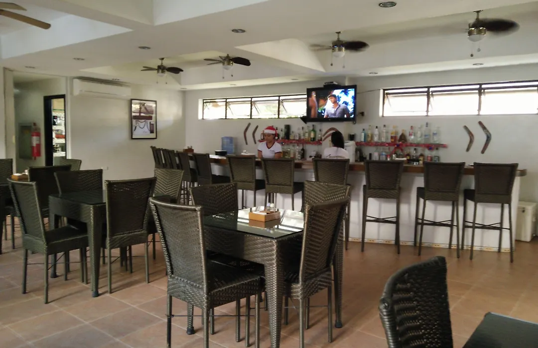 Boomerang Hotel-1