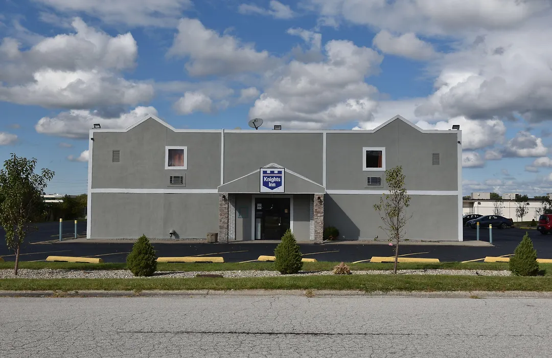 Knights Inn Merrillville-1
