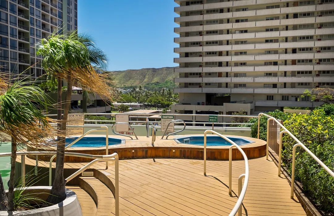 Sweetwater At Waikiki-1