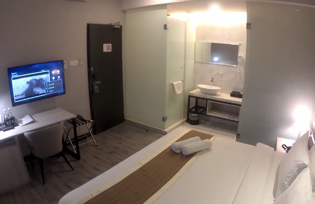 The Leverage Business Hotel-1