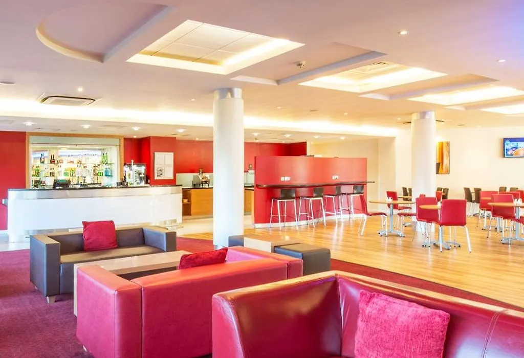 Travelodge Chatham Maritime-1
