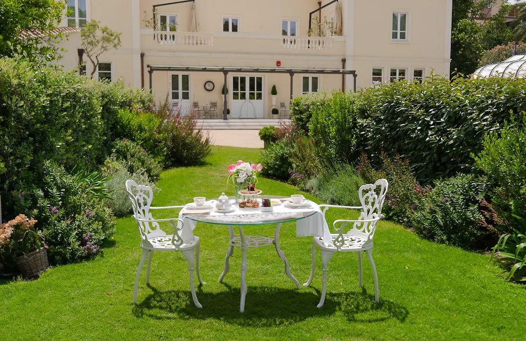 Hotel Villa Fanny-1