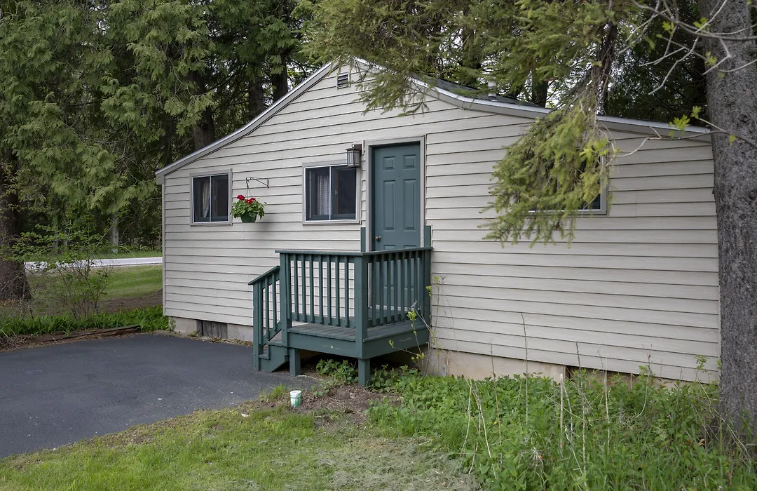 Ridges Inn & Suites-1