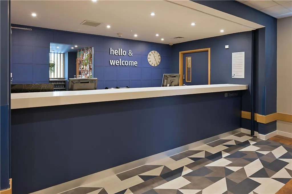 Travelodge Gloucester-1