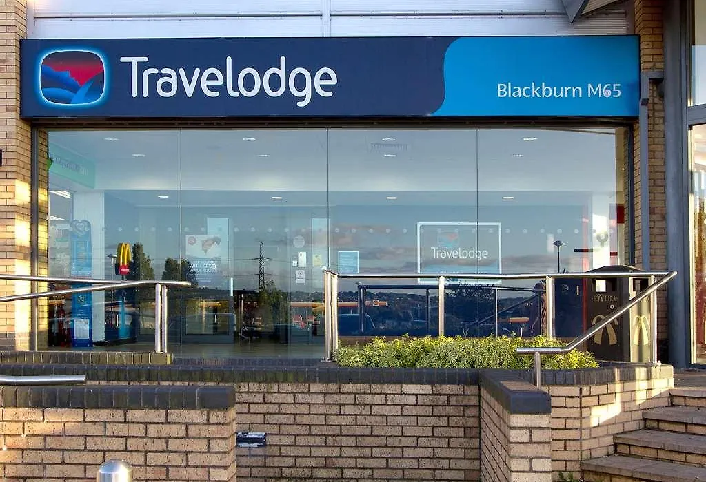 Travelodge Blackburn M65-1