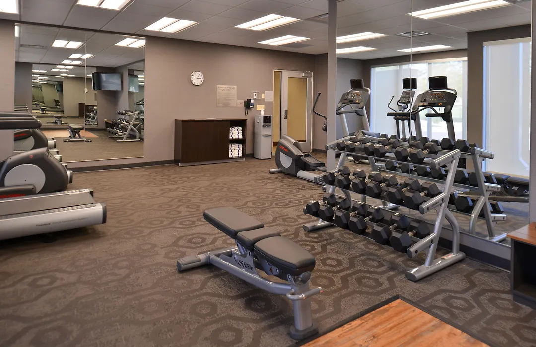 Fairfield Inn & Suites Farmington-1