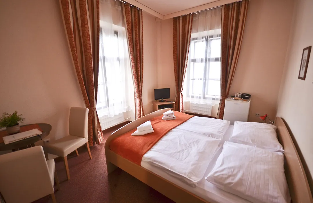 Hotel Paradies-1