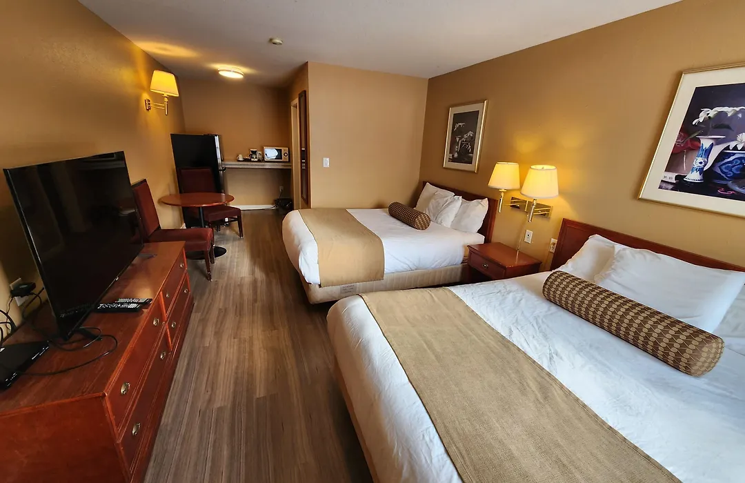 Fox Creek Inn-1