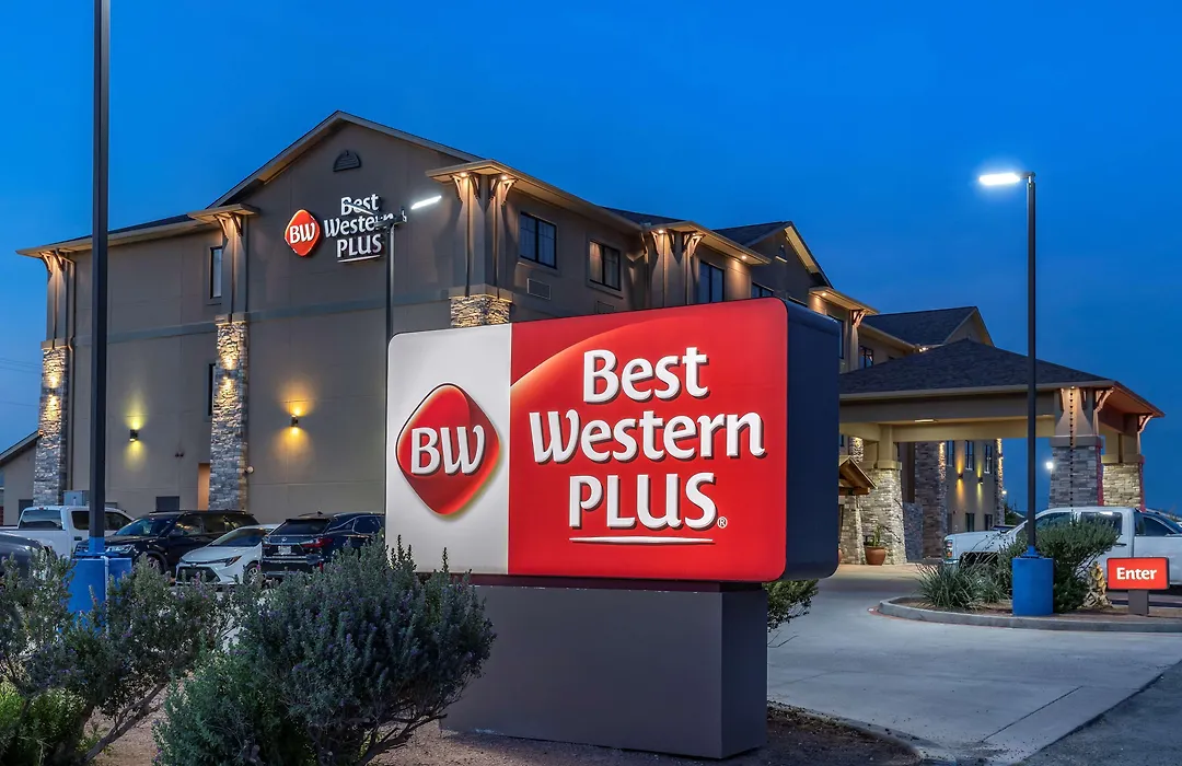 Best Western Plus Big Lake Inn-1