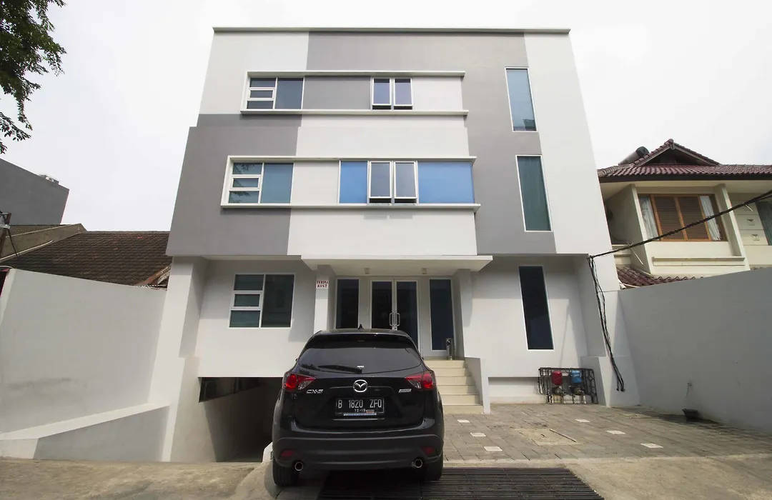 RedDoorz Plus @ Setiabudi Tengah-1