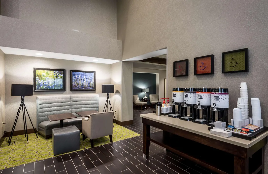 Hampton Inn & Suites By Hilton Hammond, In-1