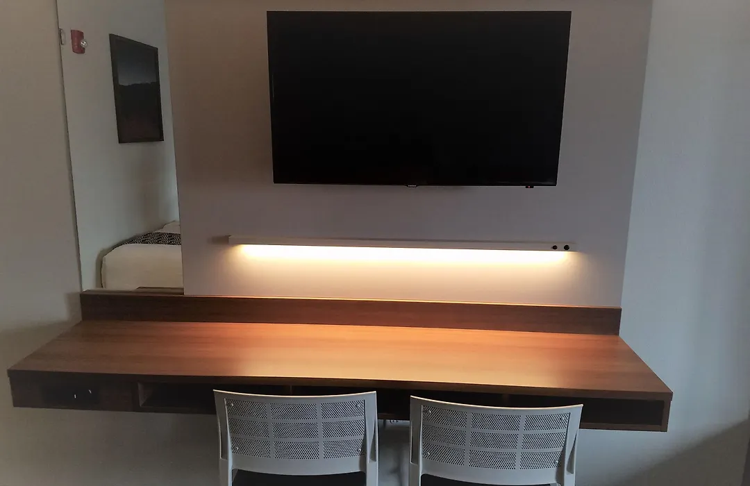 Microtel Inn & Suites By Wyndham Binghamton-1