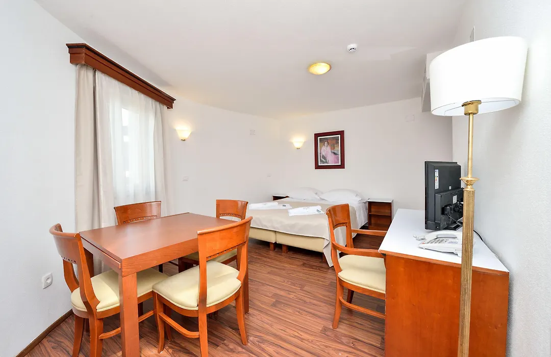 Hotel Zadar-1