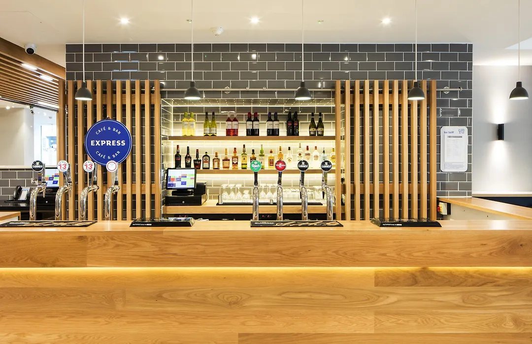 Holiday Inn Express Dublin City Centre By Ihg-1
