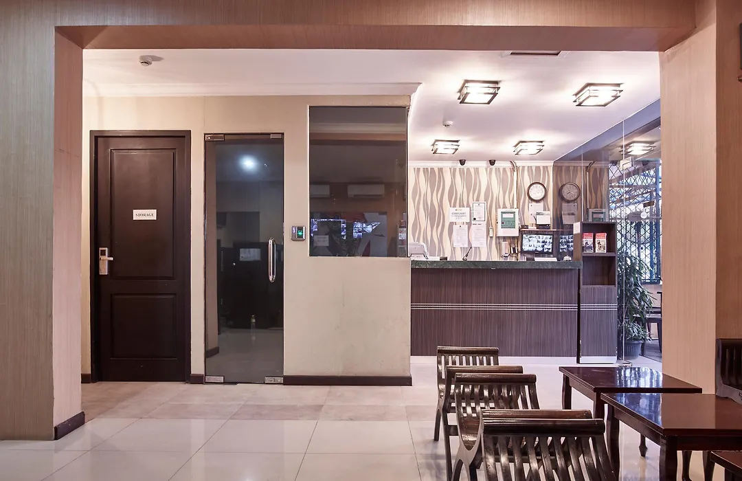 Twins Hotel-1