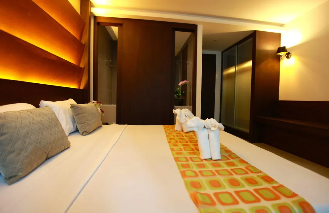The Bangkok Major Suite-1