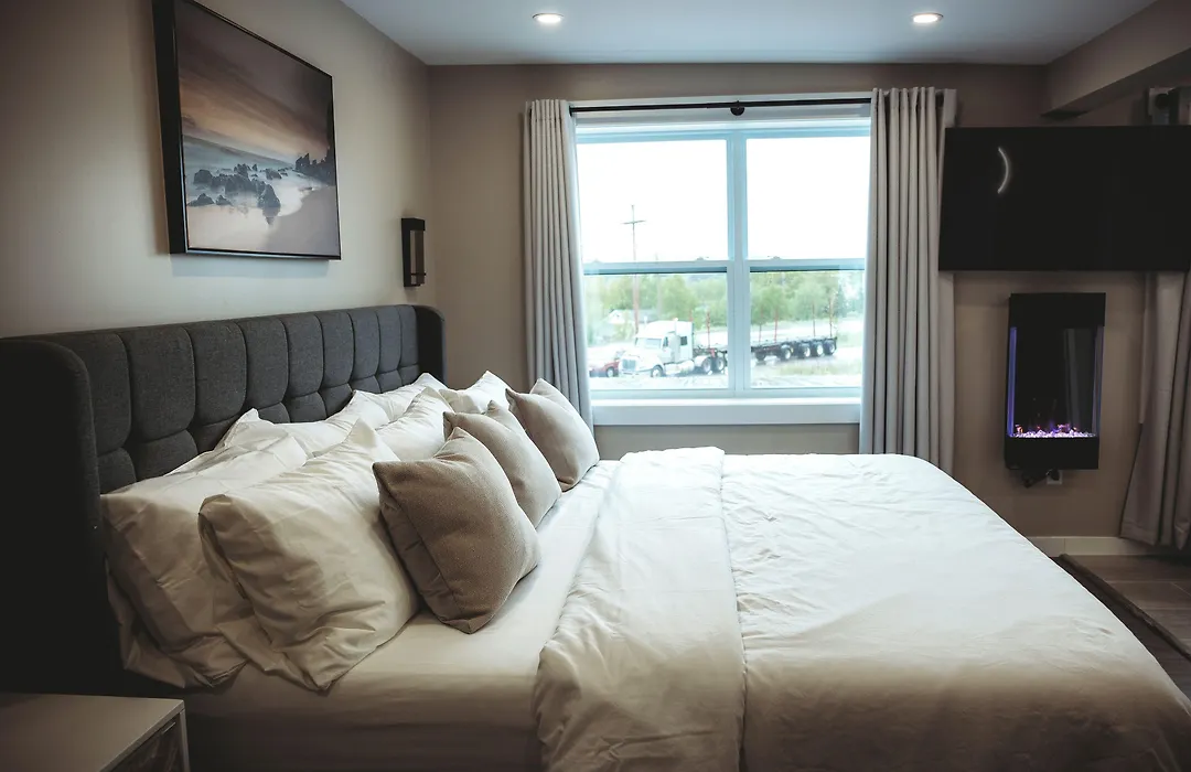 Riverside Suites-1
