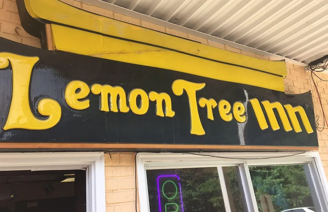 Lemon Inn-1