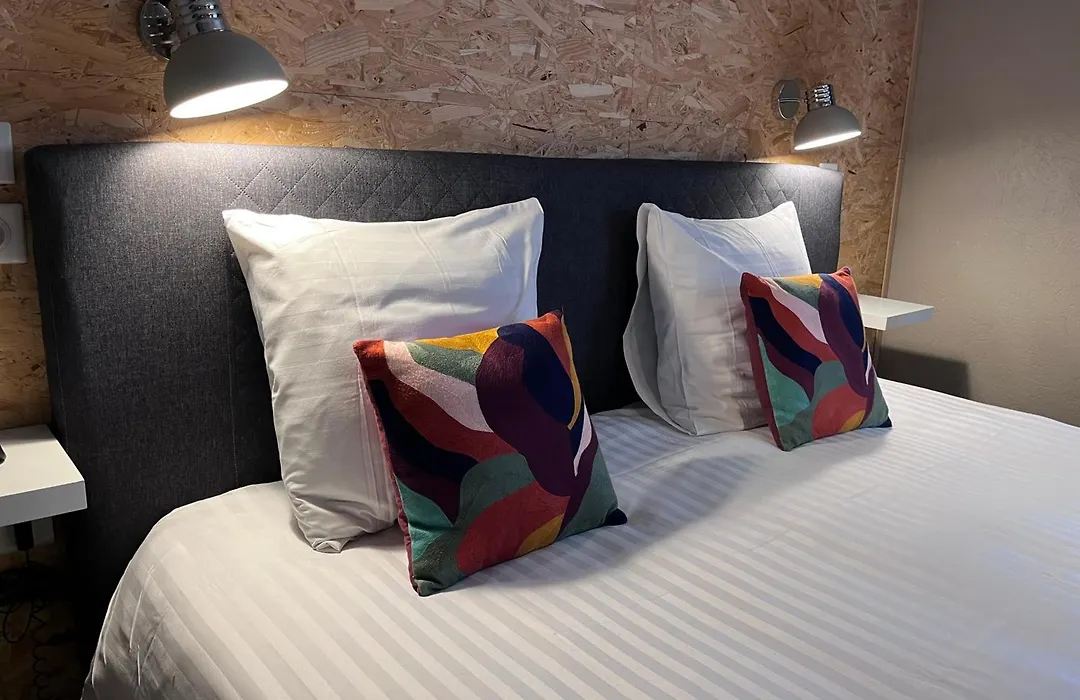 Hotel Spa Au Cheval Blanc - Chambres Climatisees-1