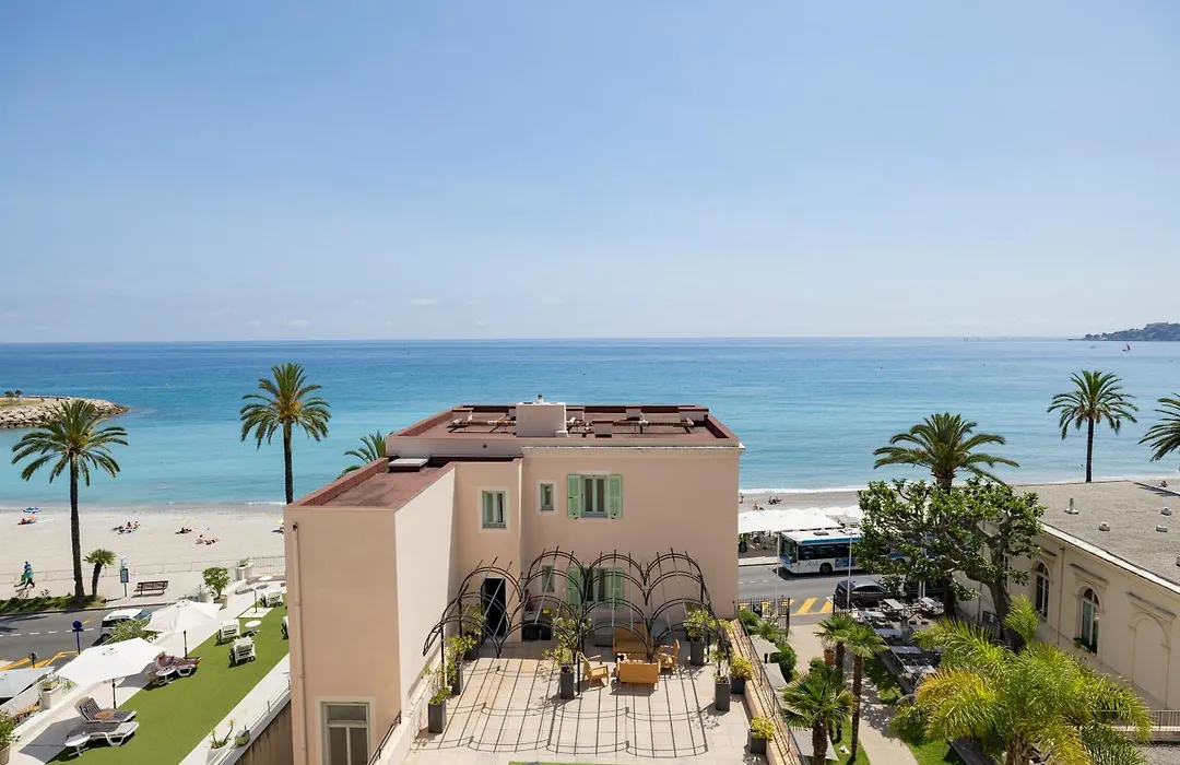 Hotel Vacances Bleues Balmoral-1
