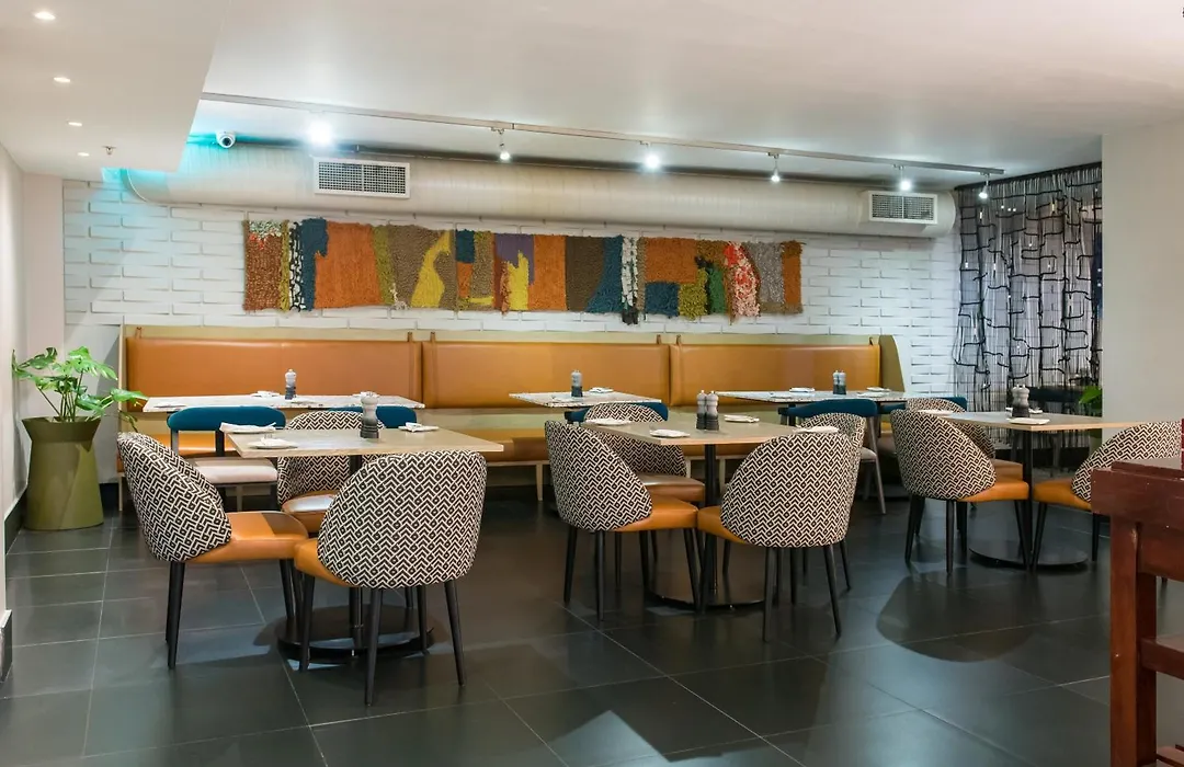 Doubletree By Hilton Cape Town Upper Eastside-1