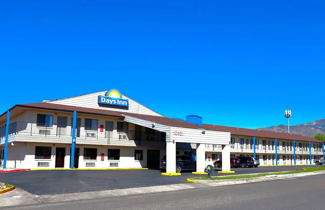 Days Inn By Wyndham East Albuquerque 'Newly Renovated'-1