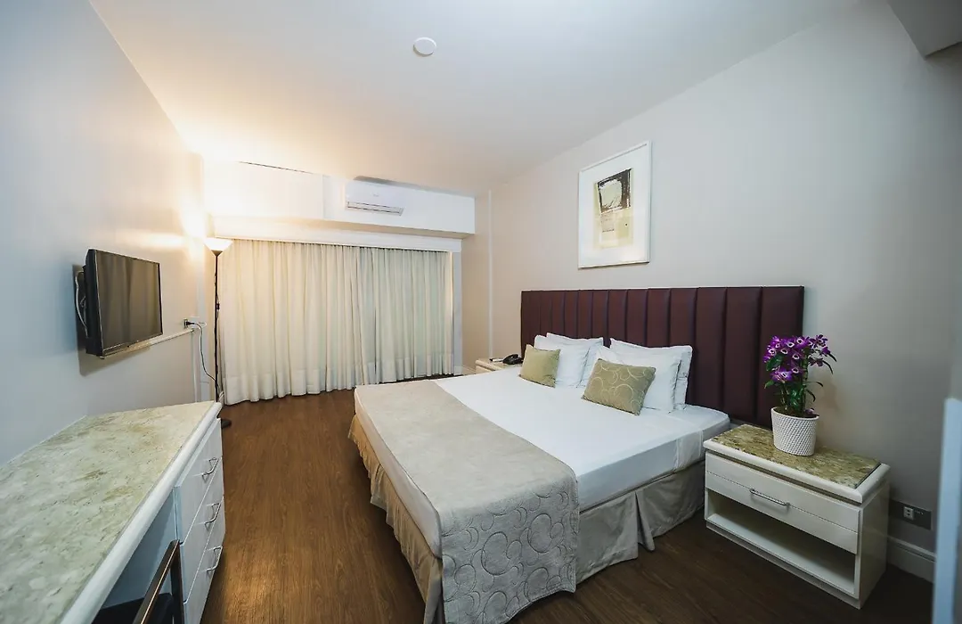 Hotel Victoria Villa Curitiba By Nacional Inn-1