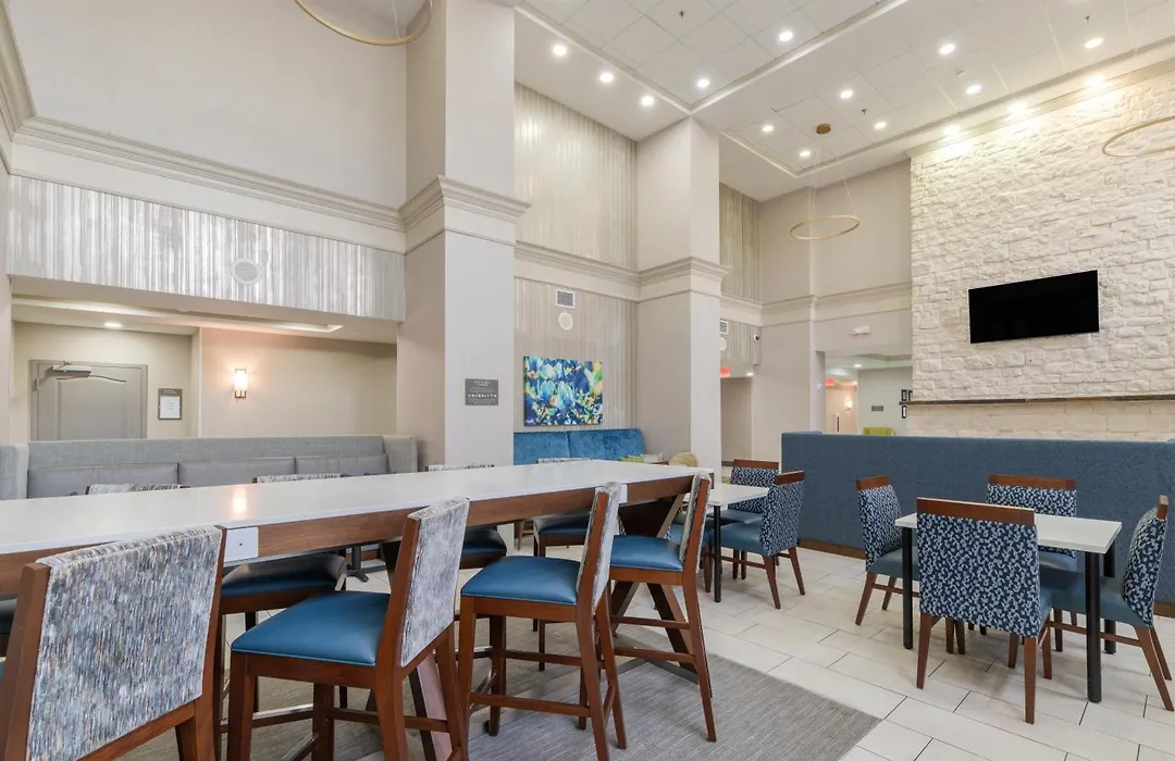 Hampton Inn & Suites-Florence Downtown-1