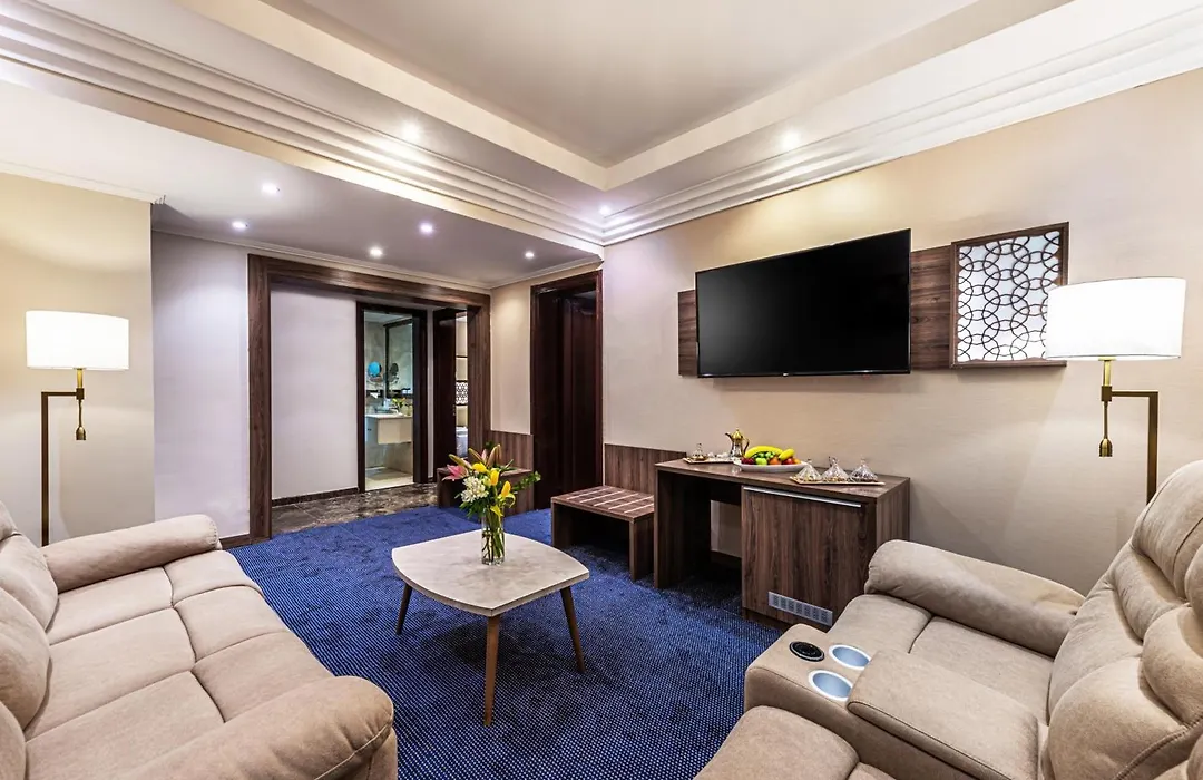 Golden Tulip Al-Zahabi-1