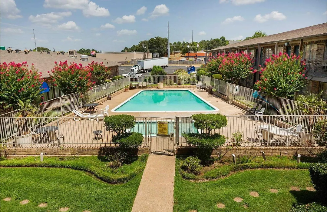 Oyo Hotel Tyler Lindale-1