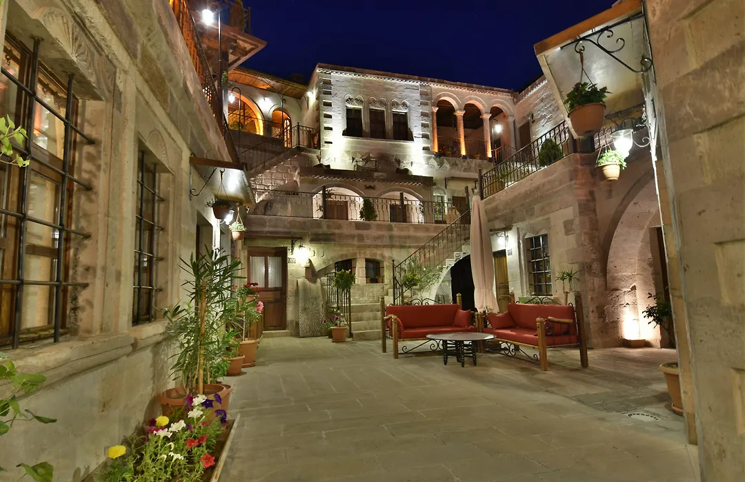 Harman Cave Hotel-1