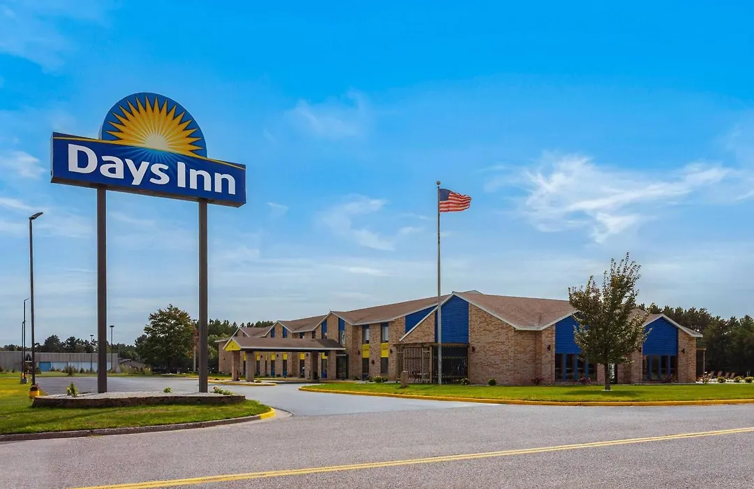 Days Inn By Wyndham Eagle River-1