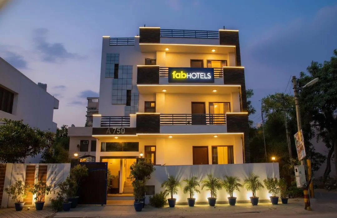 Fabhotel The Mple Stays - Nr Leisure Valley Park, Iffco Chowk-1